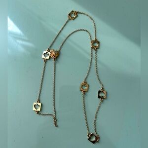 Kate Spade gold necklace. Worn once. Great conditon.